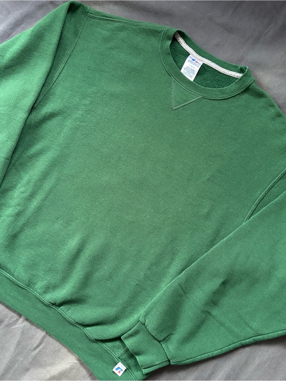 Russell Athletic Crewneck Sweatshirt Large Green V-Stitch Pullover Blank Y2K